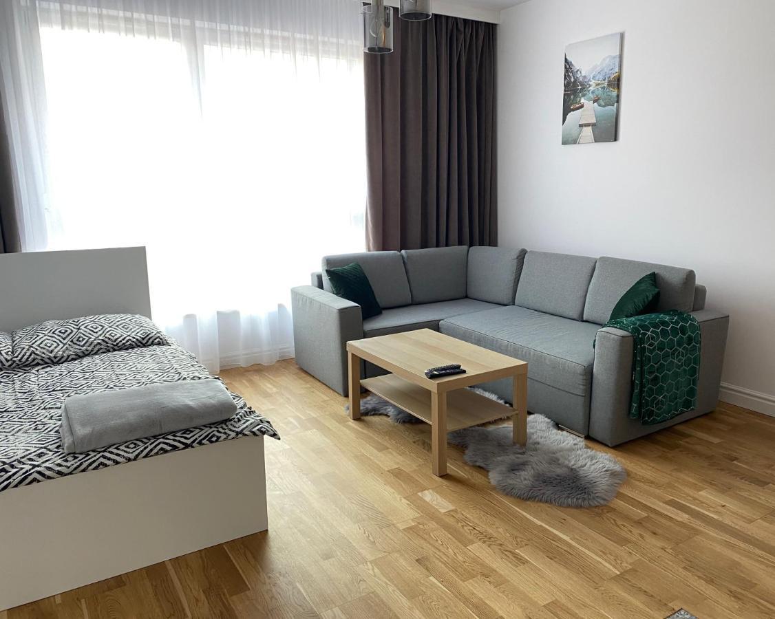 Dantis Apartment กดัญสก์ ภายนอก รูปภาพ