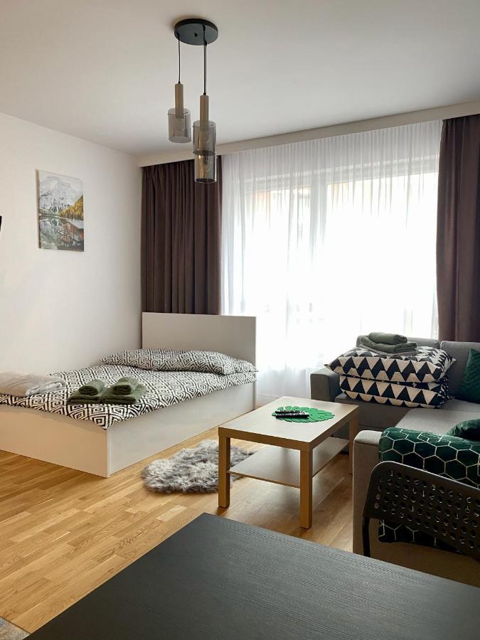 Dantis Apartment กดัญสก์ ภายนอก รูปภาพ